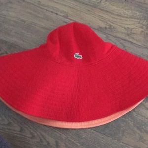 Reversible Lacoste bucket worn once
